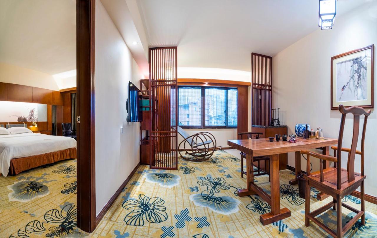 Sino Hotel Гуанчжоу Екстер'єр фото