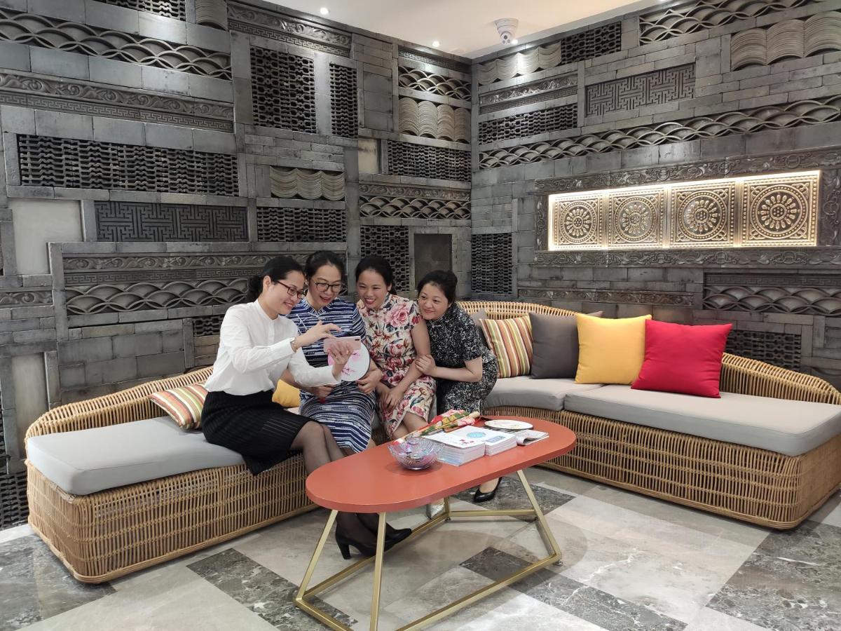 Sino Hotel Гуанчжоу Екстер'єр фото
