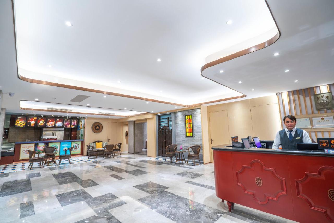 Sino Hotel Гуанчжоу Екстер'єр фото
